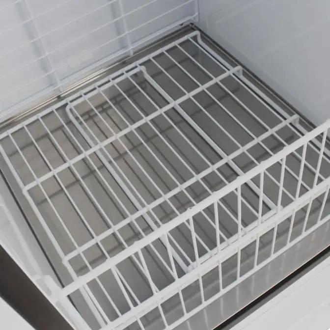 Turbo Air TGIM-23W-N 27" Indoor Glass Door Ice Merchandiser | Bottom Mount Compressor, 115v