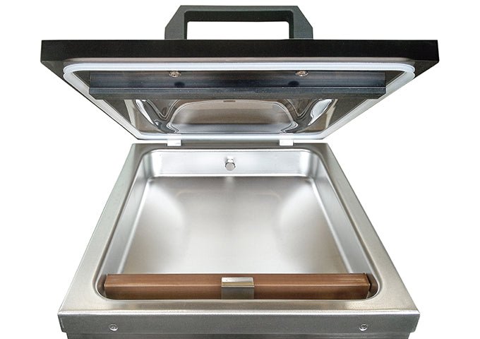 Winco EVPM - 12, Chamber Vacuum Packaging Machine with 11.6'' Seal Bar and Dry Pump, 120V, 630W