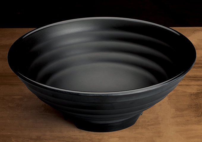 Winco WDM012 - 305, Kumata 13 - 1/2"Dia Melamine Bowl, Black, 6pcs/case