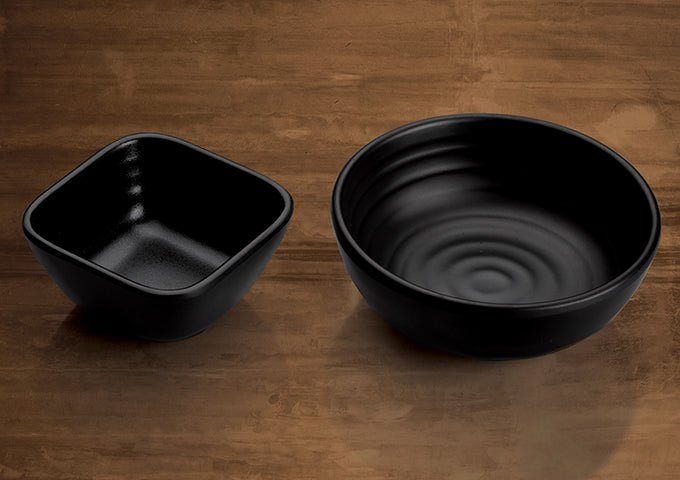 Winco WDM017 - 301, 2 - 5/8" Haruki Melamine Square Dish, Black, 48pcs/case
