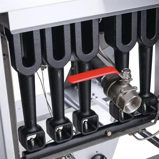 Dukers DCF5-NG five tube burner detail showing 150,000 BTU maximum heat output