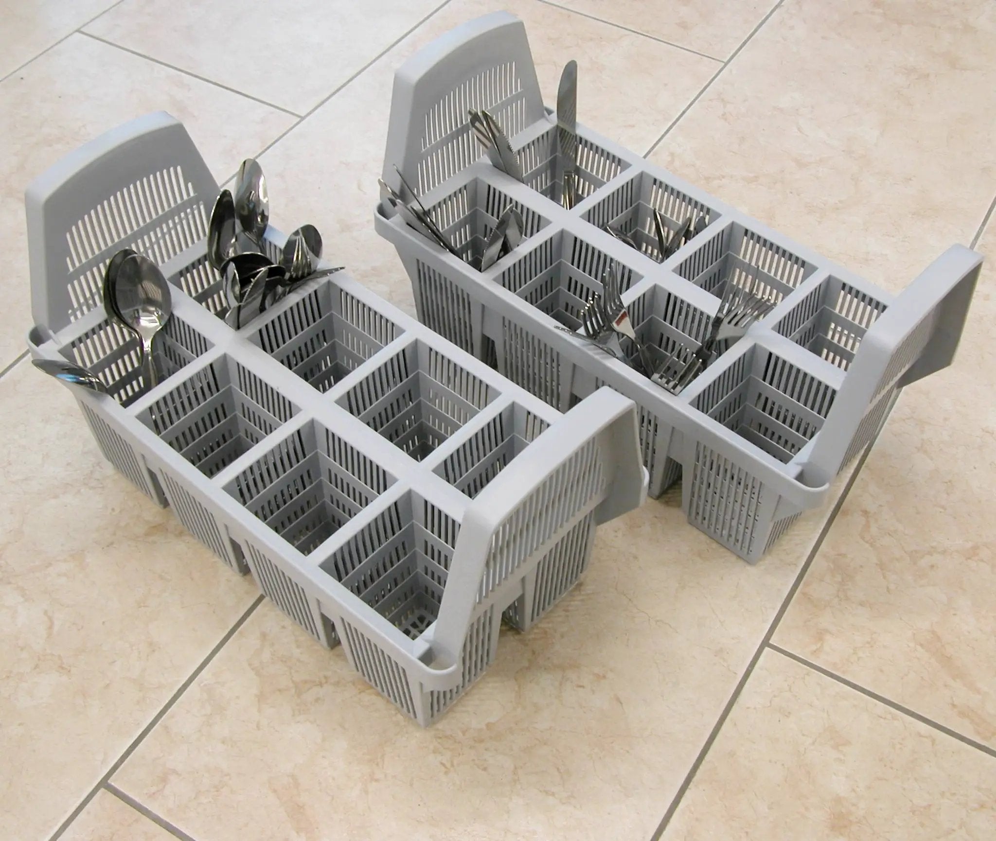 Lamber CC00043 Cutlery Basket 8 Compartments for Commercial Dishwashers