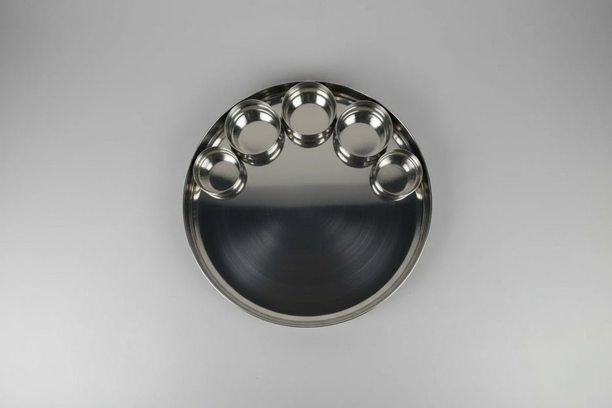 NE-1586Stainless Steel Hammered Round Curved Border Thali Platter 13"