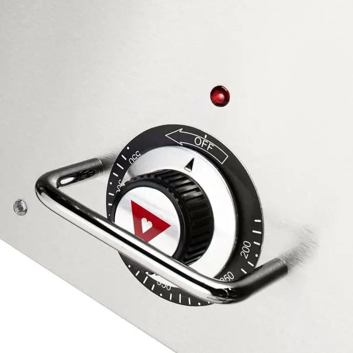Vulcan VCCG72-AS 72" Gas Griddle with Thermostatic Controls - 1" Steel Plate, Natural Gas - view 4