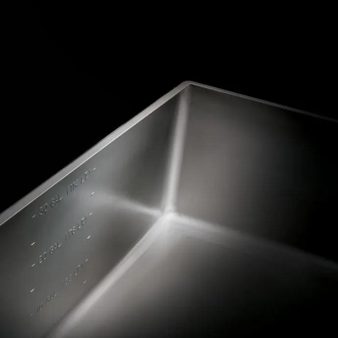 Vulcan VE30 30 Gallon Tilt Skillet - Open Base, Includes Faucet, Strainer, 208V 3PH - view 4