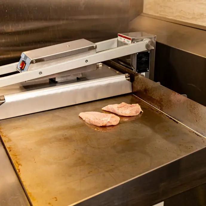 Vulcan VMCS-201 10 2/5" Electric Clamshell Griddle with Thermostatic Controls - 9/16" Grooved Steel Plate, 208V 1PH - view 7