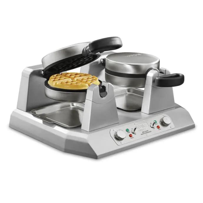 Waring WW250BX Double Classic Belgian Maker w/ Cast Aluminum Grids, 2700W by Waring (waring-ww250bx-double-classic-belgian-maker-w-cast-aluminum-grids-2700w)