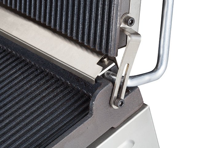 Winco EPG - 1C Single Electric Panini Grill with 14 - in Ribbed Plate, Stainless Steel