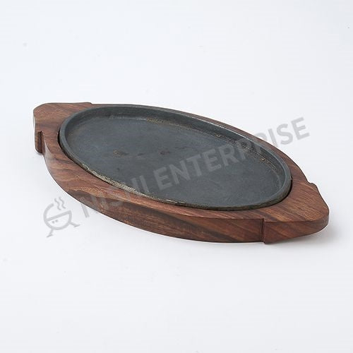 Cast Iron Oval Sizzler with wooden tray