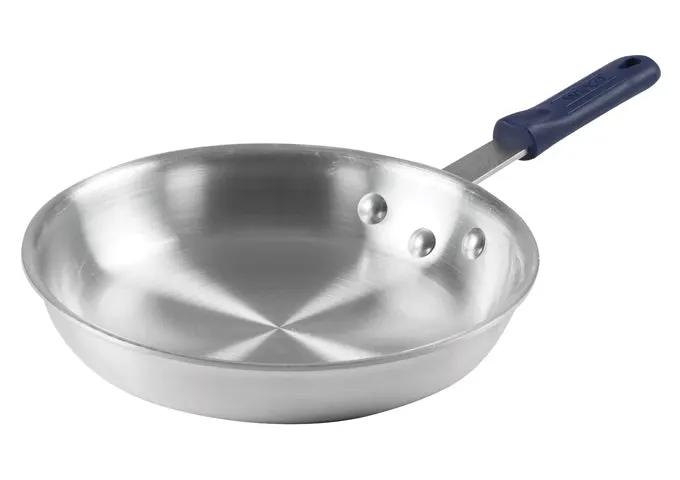 WINCO AFP - 10A - H Aluminum Fry Pan - 10 inch - Natural Finish with Silicone Sleeve
