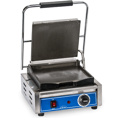Globe GSG10 Bistro Series Single Sandwich Grill with Smooth Plates - 10" x 9.5" Cooking Surface - 120V, 1800W
