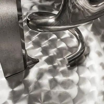 Globe – Globe GSM130 106 qt. / 130 lb. Two-Speed Spiral Dough Mixer, European Design for Perfectly Kneaded Dough - 208V, 3